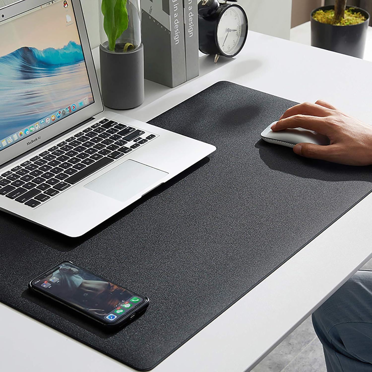 Nileco Large Pu Leather Mouse Pad,Waterproof Matte Surface Multi Function Mouse Mat for Computer PC Laptop Computer Desk Pad-Black 50x100x0.3cm